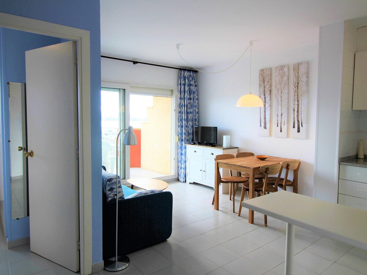Appartement 35 m² face au port de Roses, terrasse 10 m² - Photo 5