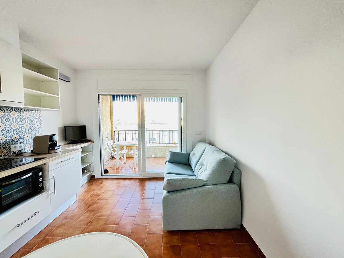 Studio 50 m de la plage à Roses avec balcon - Photo 5