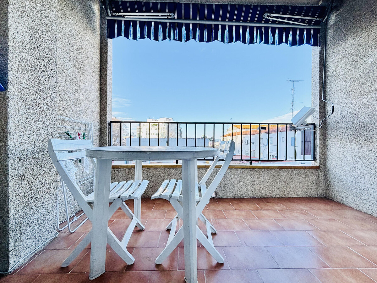 Studio 50 m de la plage à Roses avec balcon - Photo 8