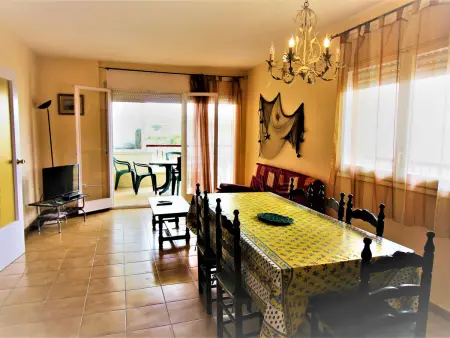 Appartement lumineux pour 6 à Roses, près de la mer et des plages : photo 4