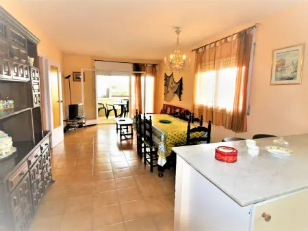 Appartement lumineux pour 6 à Roses, près de la mer et des plages : photo 6