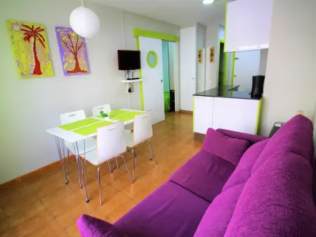 Studio rénové avec climatisation au centre de Roses, 300 m de la plage : photo 6