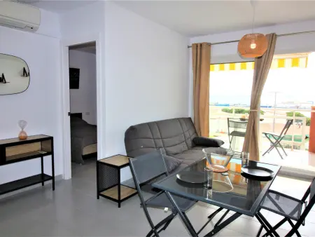 Appartement lumineux avec terrasse privée près de la plage à Roses : photo 4