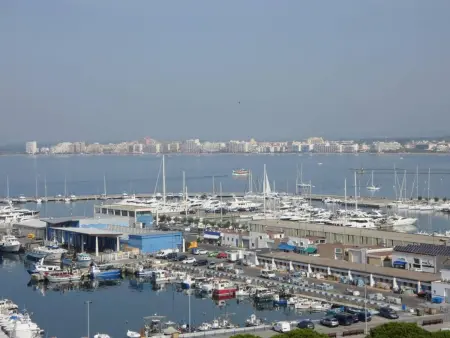 Appartement lumineux avec terrasse privée près de la plage à Roses : photo 15