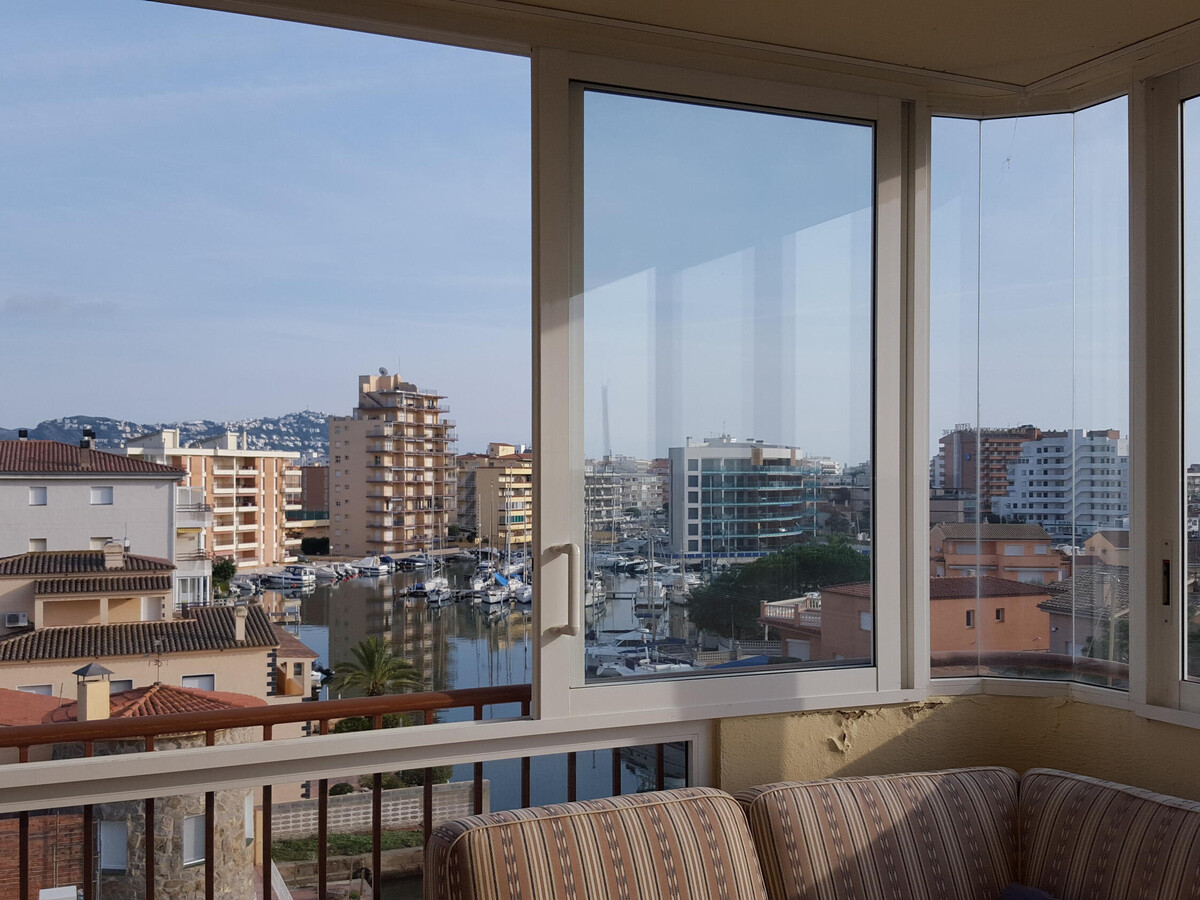 P.Thalasa : appartement 6 personnes à Roses, près de la mer - Photo 2