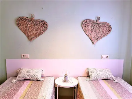 Appartement 6 pers. Roses, 80 m de la mer, terrasse 15 m² : photo 9