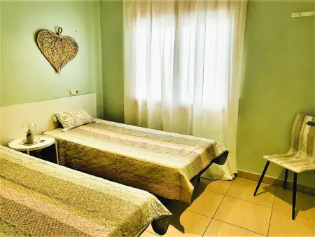 Appartement 6 pers. Roses, 80 m de la mer, terrasse 15 m² : photo 10