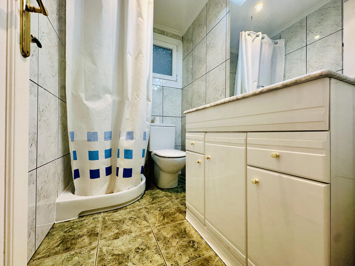 Appartement 130m² front de mer, 8 personnes à Roses - Photo 24