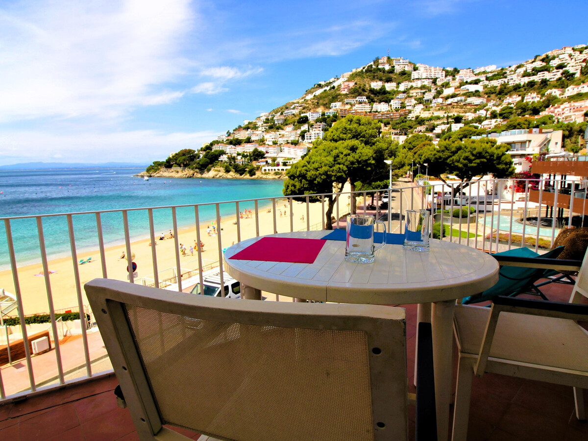 Appartement 6 pers. deuxième ligne de plage à Roses - Photo 5