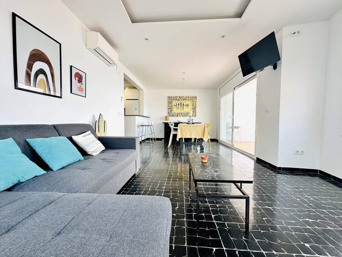 Appartement 6 pers. deuxième ligne de plage à Roses - Photo 9