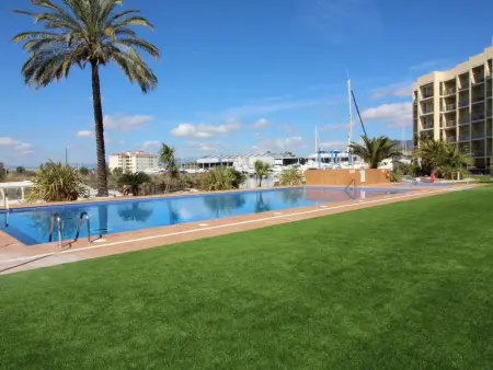 Location appartement à Roses, Appartement Lumineux avec Piscine et Jardin, Proche Plage à Roses