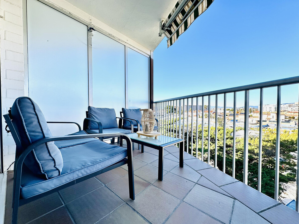 Appartement 2ch Roses – Vue canal, terrasse 10m² - Photo 3