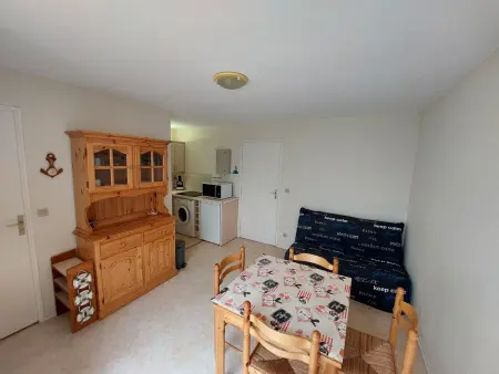 Location appartement à Saint Georges de Didonne, Appartement 2 pièces à 300m de la plage avec balcon ensoleillé à Saint-Georges-de-Didonne