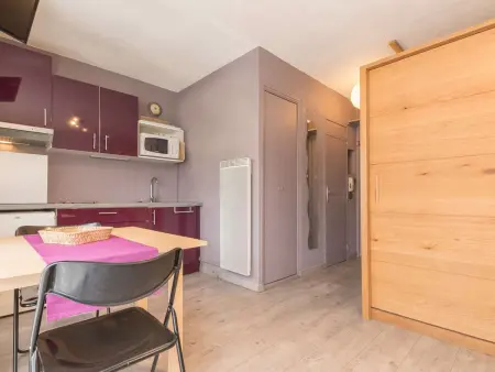 Studio 18m² Briançon, 250m télécabine Prorel : photo 2