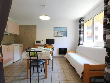 Location appartement à Briançon, Studio cosy avec balcon, proche des pistes et du centre de Briançon, pour 2-4 personnes