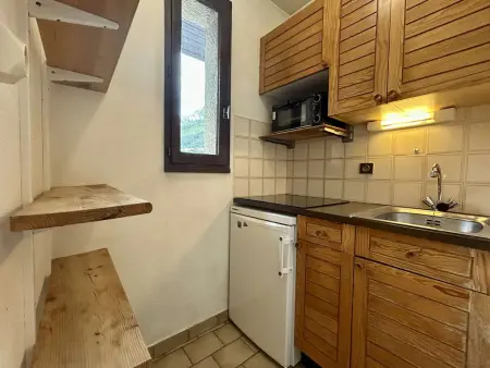 Studio 25 m² Briançon, 150 m centre-ville et télécabine : photo 2