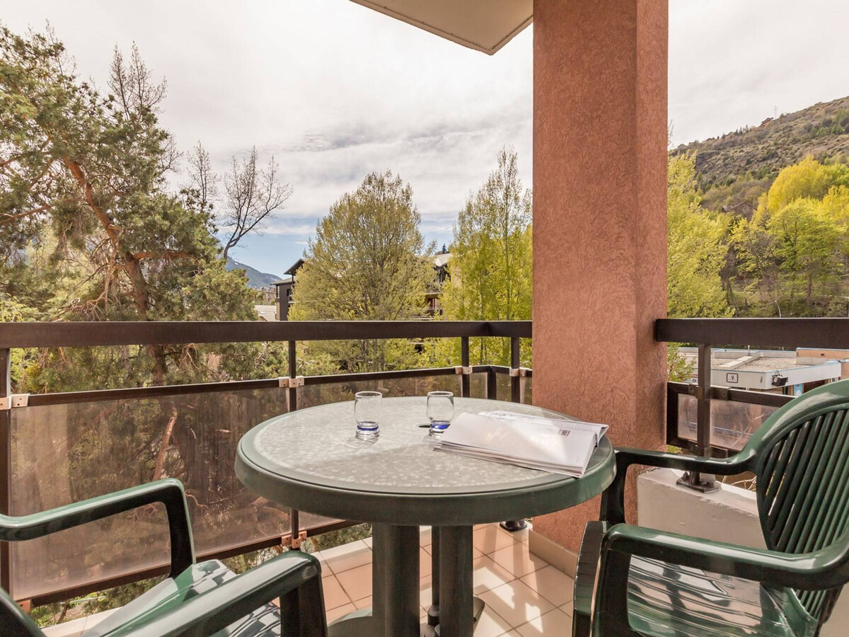 Appart 2 pièces balcon sud, 50m télécabine Briançon - Photo 6