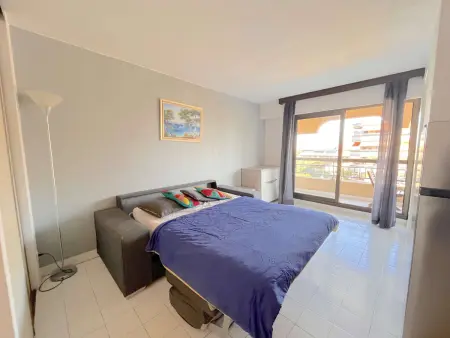 Studio cabine 4 couchages à 200m de Port Fréjus : photo 6