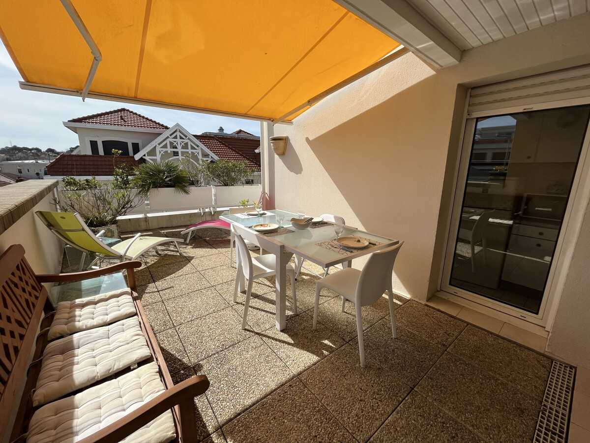 T3 centre Arcachon, terrasse sud, parking et ménage - Photo 20