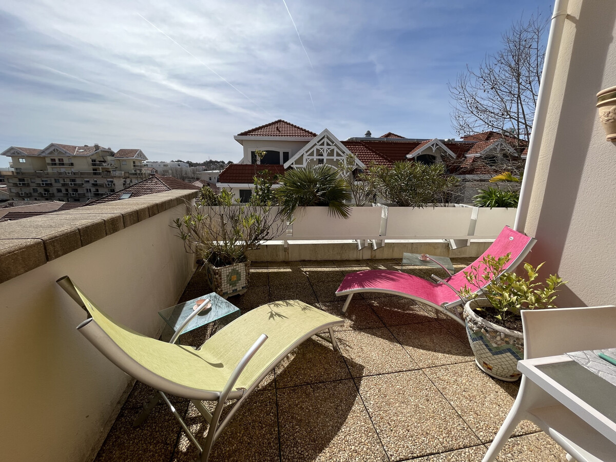T3 centre Arcachon, terrasse sud, parking et ménage - Photo 21