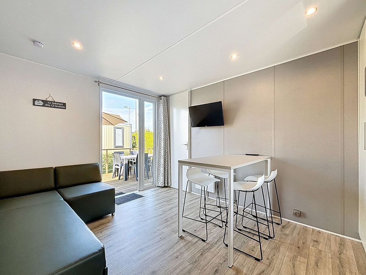Mobil-home 2 ch, piscine chauffée à 200 m de la plage - Photo 10