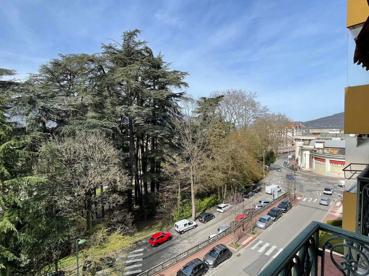 Studio 53m² centre-ville Aix-les-Bains, balcon Sud-Ouest - Photo 5