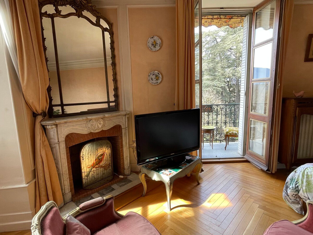 Studio 53m² centre-ville Aix-les-Bains, balcon Sud-Ouest - Photo 6