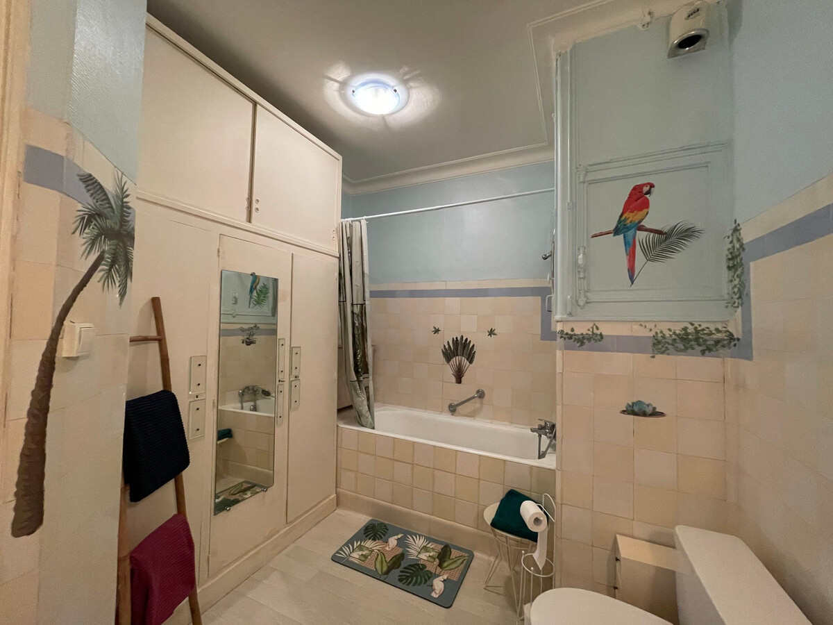 Studio 53m² centre-ville Aix-les-Bains, balcon Sud-Ouest - Photo 10