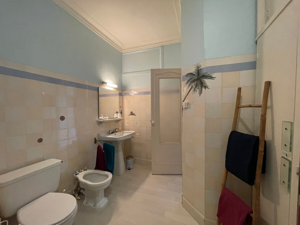 Studio 53m² centre-ville Aix-les-Bains, balcon Sud-Ouest - Photo 11