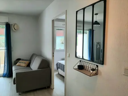 Appartement cosy avec balcon, proche centre et plages, parking inclus - Photo 1