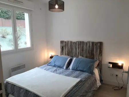 Appartement cosy avec balcon, proche centre et plages, parking inclus - Photo 2