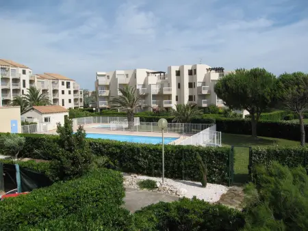 Location appartement à Saint Cyprien, Saint-Cyprien: T2 cabine rénové 6 pers, piscine, parking, à 100m de la plage