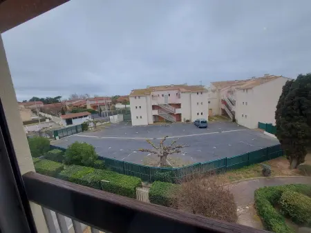 Studio Mezzanine pour 4 à Marseillan avec Parking Privé, TV et Cuisine Équipée - Photo 9