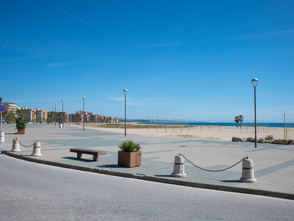 Appartement face à la mer à Torredembarra, parking privé - Photo 22