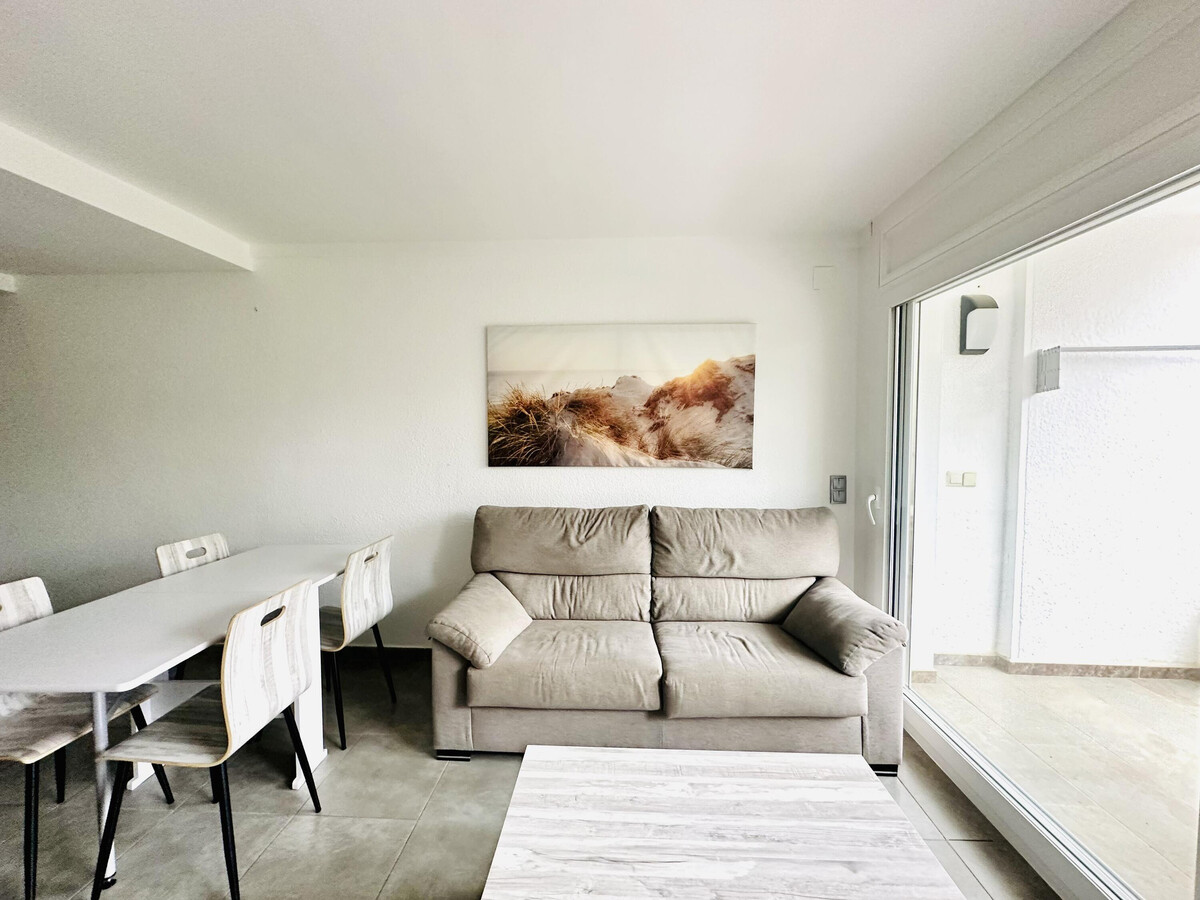 Appartement central Roses, plage à 50m, clim, terrasse - Photo 5