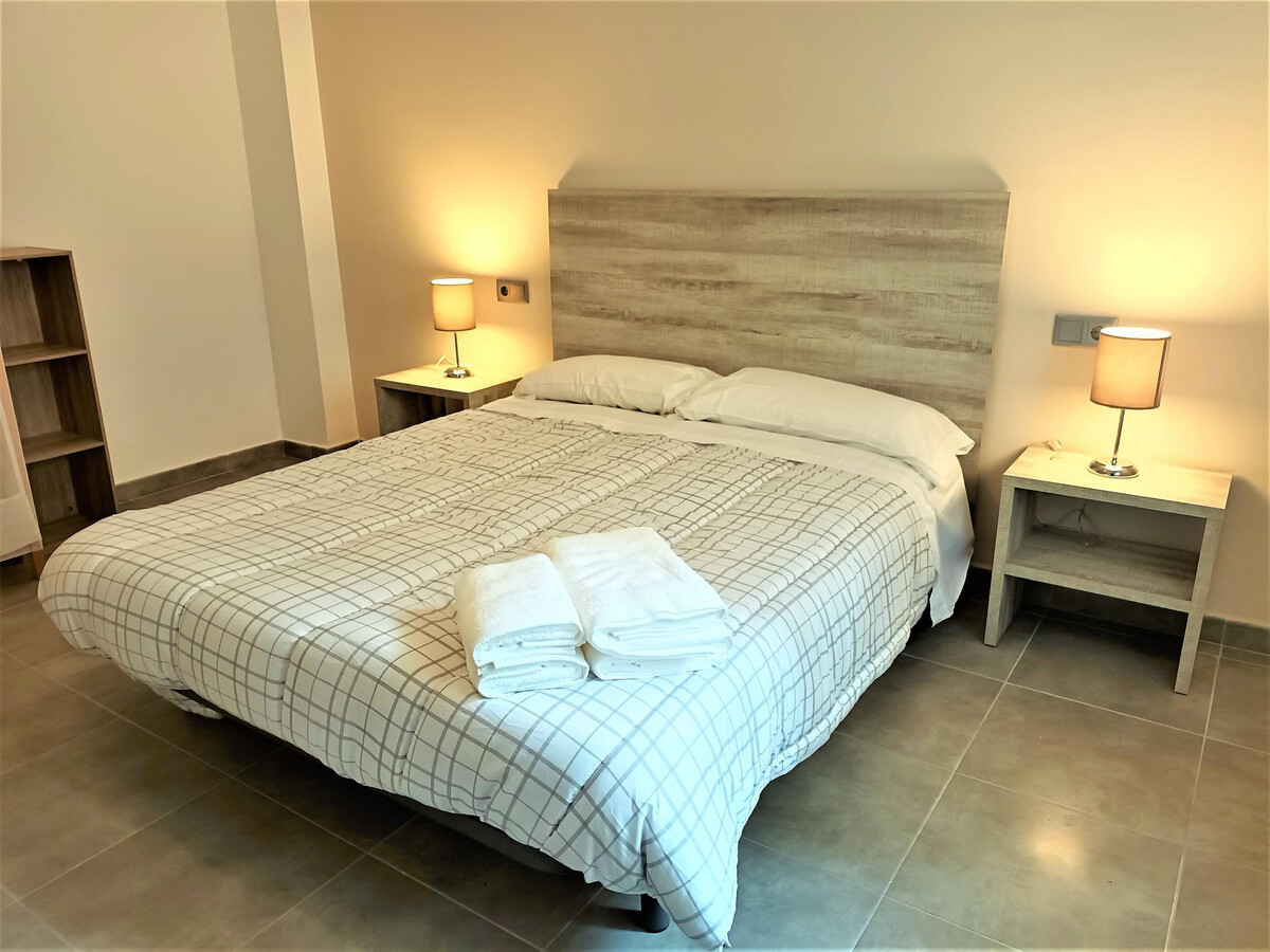 Appartement central Roses, plage à 50m, clim, terrasse - Photo 11