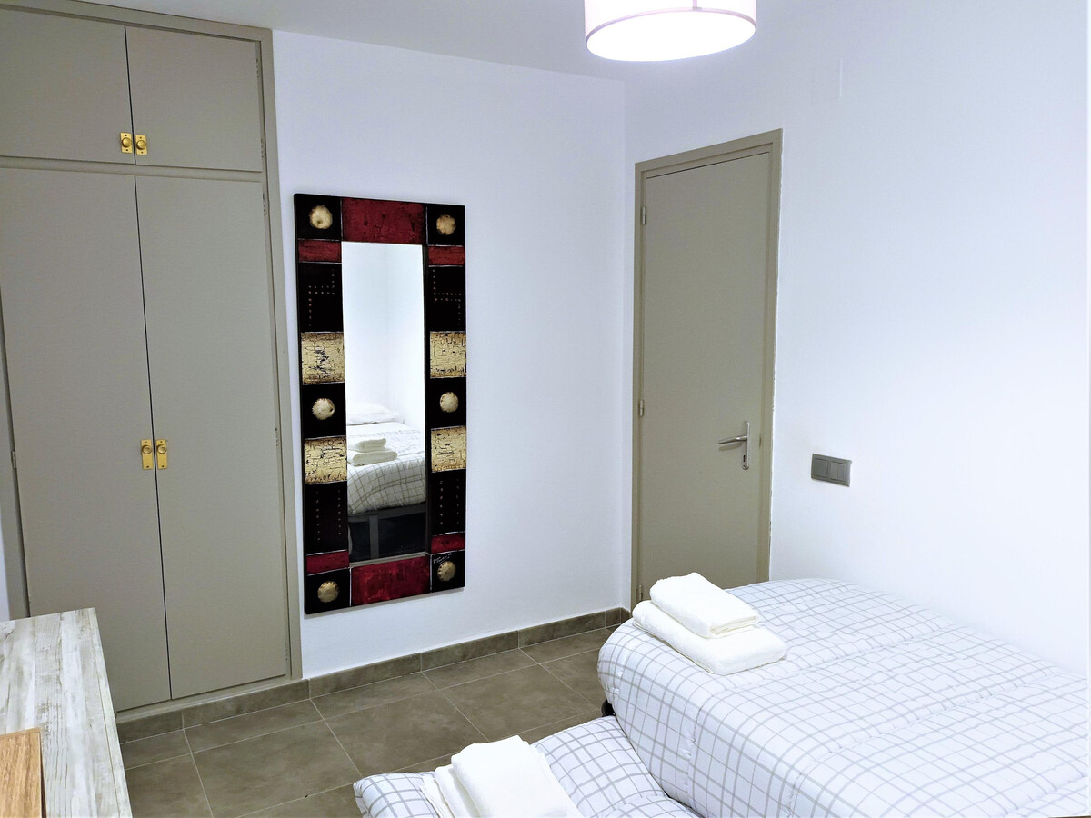 Appartement central Roses, plage à 50m, clim, terrasse - Photo 19