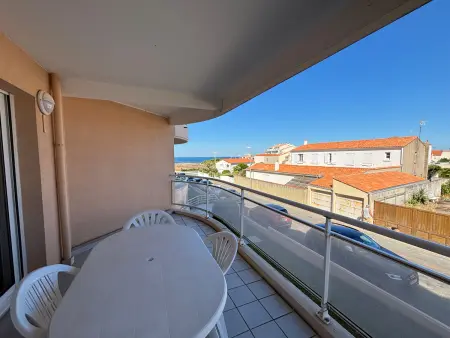 Appartement 2 étoiles avec piscine à La Chaume : photo 3