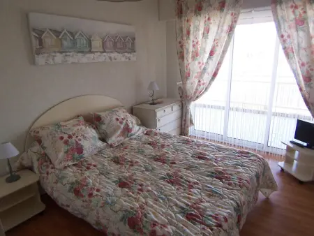 Appartement 2 étoiles avec piscine à La Chaume : photo 19