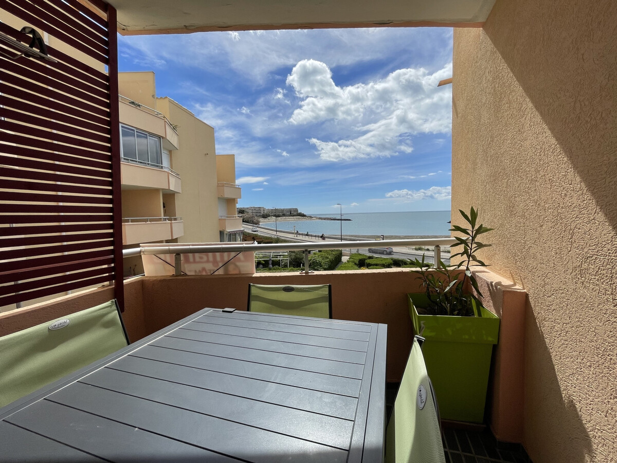 Appartement 2 pièces à Sète, 50 m des plages, terrasse vue mer - Photo 6