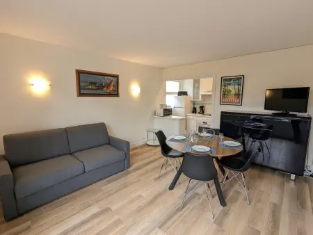 Studio cabine 35m² avec terrasse bois à Arcachon : photo 3