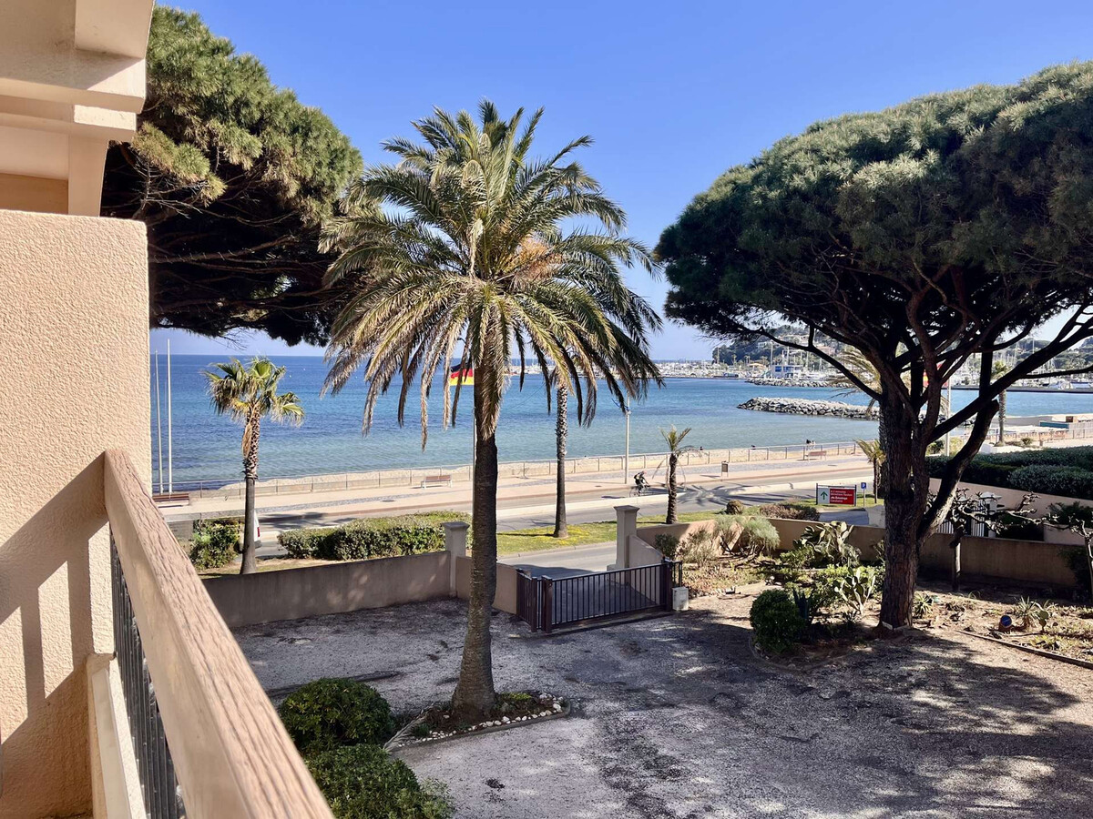 Appartement 4 pers. vue mer et parking - Cavalaire - Photo 10