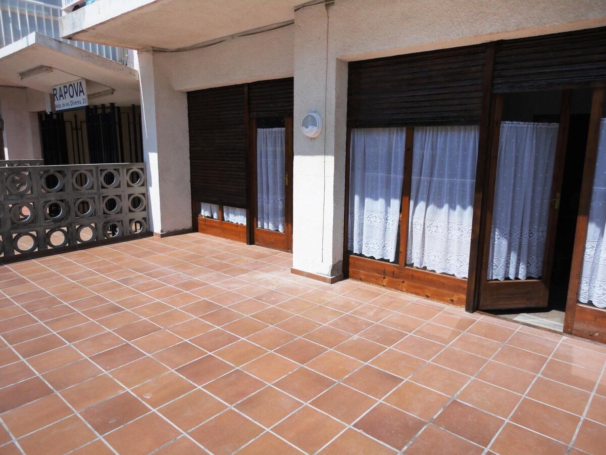 Appartement RDC 2 chambres à 250m de la plage - Photo 6