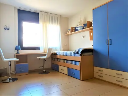 Appartement face à la mer à Roses, 2 chambres, terrasse 15 m² : photo 11