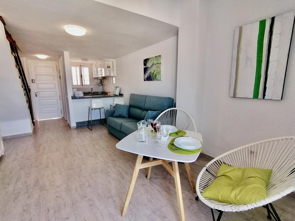 Appartement duplex vue mer et Teide à Playa de las Américas - Photo 12