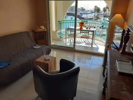 Appartement vue mer et port à Fréjus, terrasse et parking : photo 3