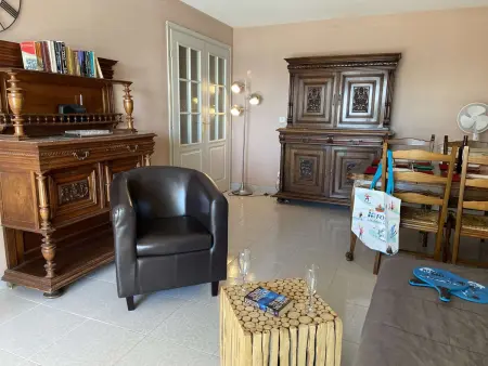 Appartement vue mer et port à Fréjus, terrasse et parking : photo 4