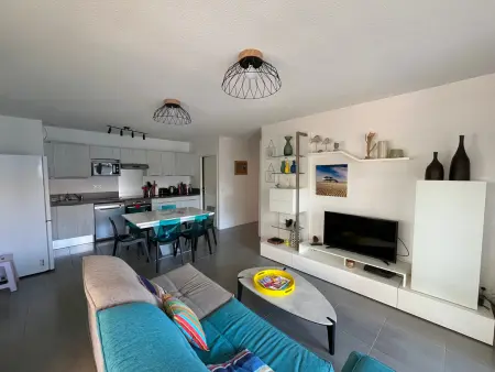 T4 dernière étage, terrasse 60 m² et piscine : photo 2