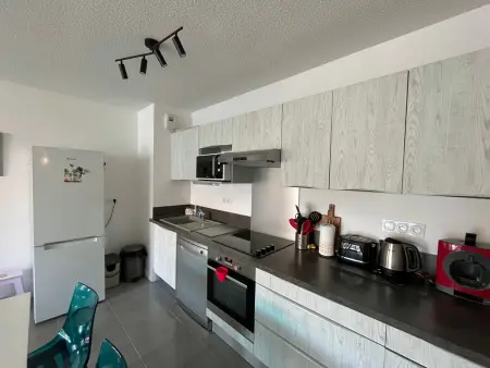 T4 dernière étage, terrasse 60 m² et piscine : photo 5