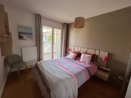 T4 dernière étage, terrasse 60 m² et piscine : photo 6
